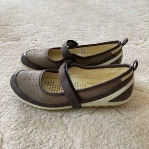 Ecco Biom Women's Mary Jane Shoes, Size 38 [US 7.5/8] Two tone, Tan and browm
